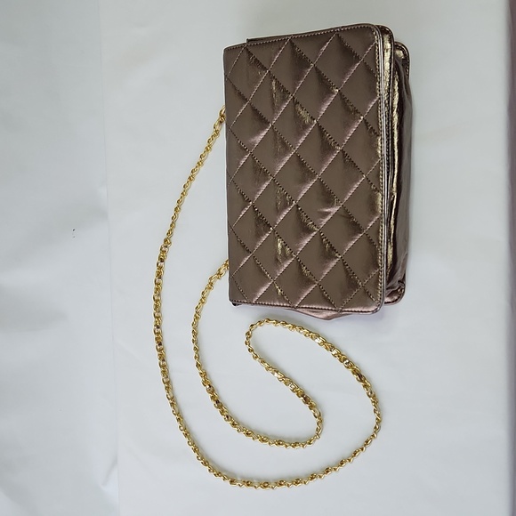 Vintage Leather Metallic Quilted purse with long Chain strap - Picture 1 of 16